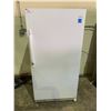 Image 1 : FRIGIDAIRE STANDING FREEZER