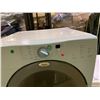 Image 2 : WHIRLPOOL DUET FRONT LOAD DRYER WITH PEDESTAL