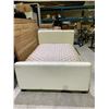 Image 2 : DOUBLE BEDFRAME AND MATTRESS