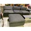 Image 1 : 3 PIECE SECTIONAL WITH OTTOMAN