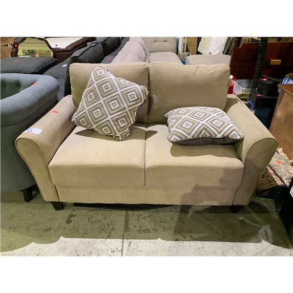 LOVESEAT APPROX 57"