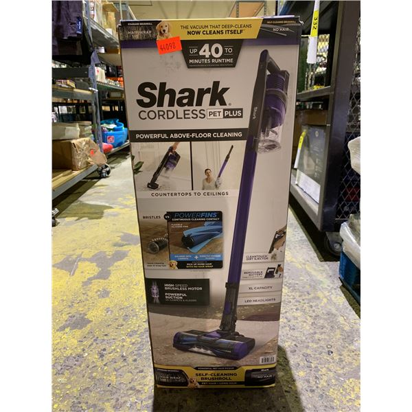 SHARK CORDLESS PET PLUS VACUUM