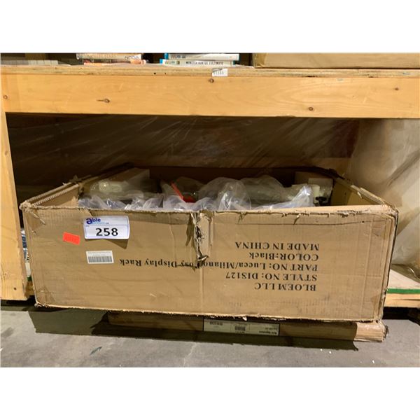 BOX OF CLUTCH CHAIR PARTS