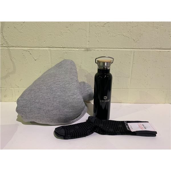 CIRCLECI MARINE BLANKET, CIRCLECI WATER BOTTLE & CIRCLECI SOCKS