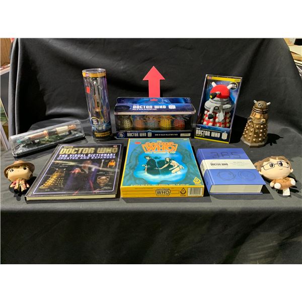 ASSORTED DOCTOR WHO COLLECTIBLES INCLUDING; WIND UP DALEK COLLECTOR'S PACK, THE VISUAL DICTIONARY