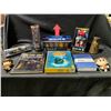 Image 1 : ASSORTED DOCTOR WHO COLLECTIBLES INCLUDING; WIND UP DALEK COLLECTOR'S PACK, THE VISUAL DICTIONARY