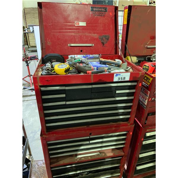 SEARS CRAFTSMAN MOBILE TOOLBOX WITH ASSORTED CONTENTS INCLUDING; DRILL BITS, WRENCHES, JIG SAW &