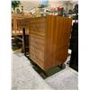 Image 3 : ANTIQUE WOOD 4 DRAWER DESK