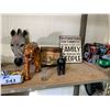 Image 3 : ASSORTED HOME DECOR INCLUDING; PANTHER, PANDAS, TIGER & MORE