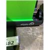 Image 2 : ELGATO GAMING STAND ALONE PULLUP GREEN SCREEN 6'X5'