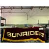 Image 1 : BADMINTON RACKETS, HAIR EXTENSIONS, SUNRIDER BLANKET AND MORE