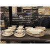 Image 1 : 6 SETTING ROYAL ALBERT LAVENDER ROSE CHINA