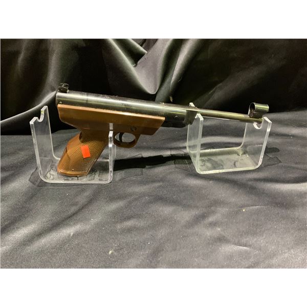 UNKNOWN BRAND PELLET GUN