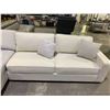 Image 3 : 2 PIECE SECTIONAL (DOES NOT MATCH) APPROX 115 X 65"