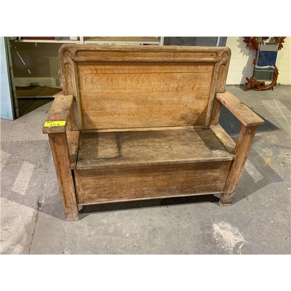 SOLID OAK STORAGE BENCH