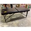 Image 1 : MASTER MASSAGE EQUIPMENT MASSAGE TABLE