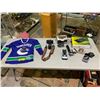 Image 1 : VANCOUVER CANUCKS WOMENS JERSEY XS, CAMERA, DIGITAL CAMERA, LASERS, SMART WATCHES AND MORE