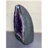 Image 3 : AMETHYST CATHEDRAL GEODE 17.10KG- APPROX 14.5"X7"