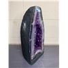 Image 4 : AMETHYST CATHEDRAL GEODE 17.10KG- APPROX 14.5"X7"