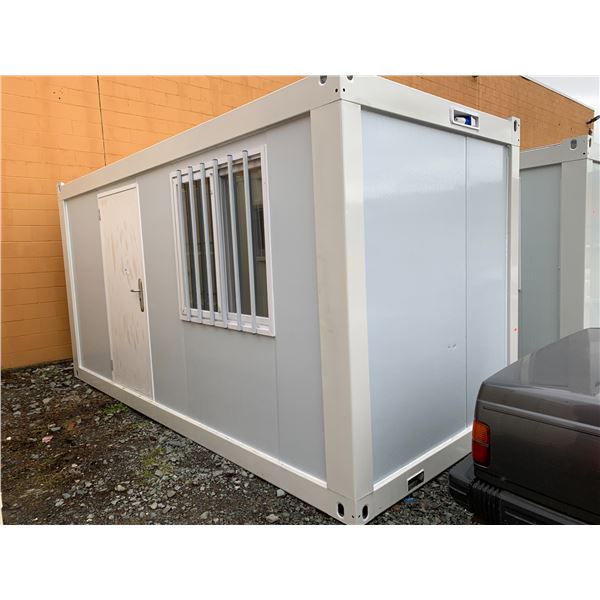 15FT WHITE PORTABLE OFFICE CONTAINER WITH SINGLE MAN DOOR / BAR WINDOW & WASHROOM