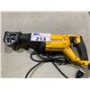 Image 2 : DEWALT DWE305 RECIPROCATING SAW