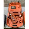 Image 2 : PASLODE CORDLESS 30 DEGREE FRAMING NAILER WITH CHARGER & CASE (NO BATTERY)