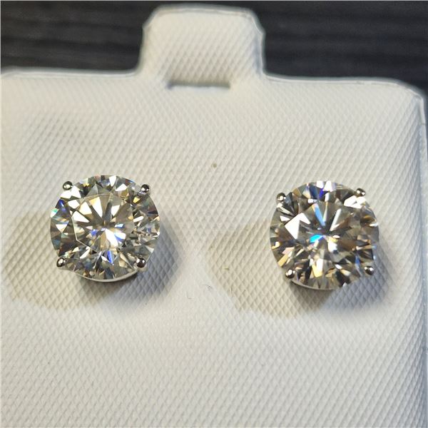 14K WHITE GOLD WHITE MOISSANITE(3.5CT)  EARRINGS (WEIGHT 2G)