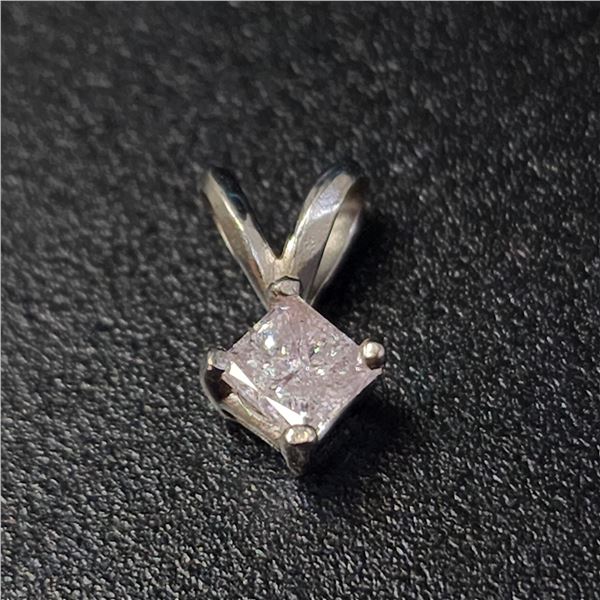 14K WHITE GOLD DIAMOND (0.25CT, LIGHT PINK)  PENDANT (WEIGHT 0.41G)