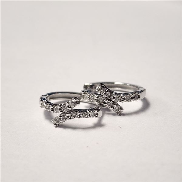 10K WHITE GOLD DIAMOND(0.05CT)  EARRINGS (WEIGHT 1.95G)