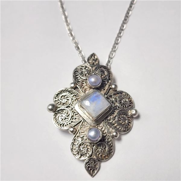 SILVER MOONSTONE AND PEARL 12.52G 18"  NECKLACE