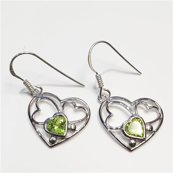 SILVER PERIDOT(1.05CT) EARRINGS