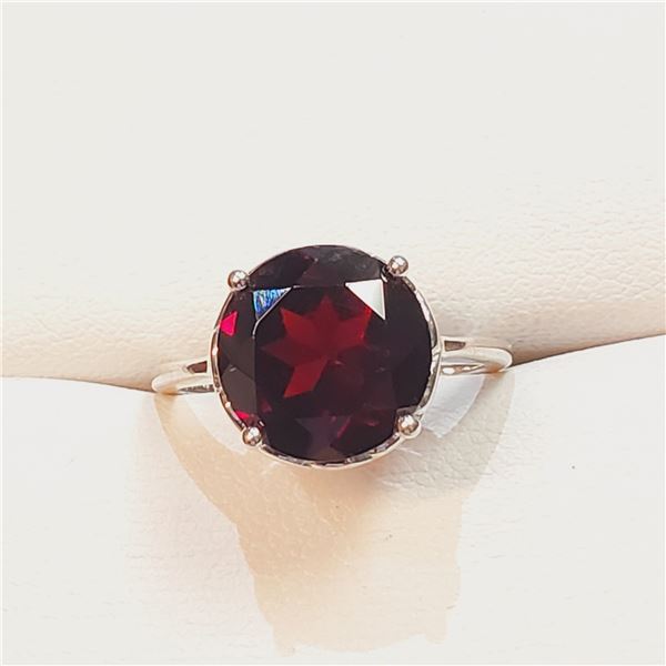 SILVER GARNET CZ(3.35CT) RING SIZE 6.5