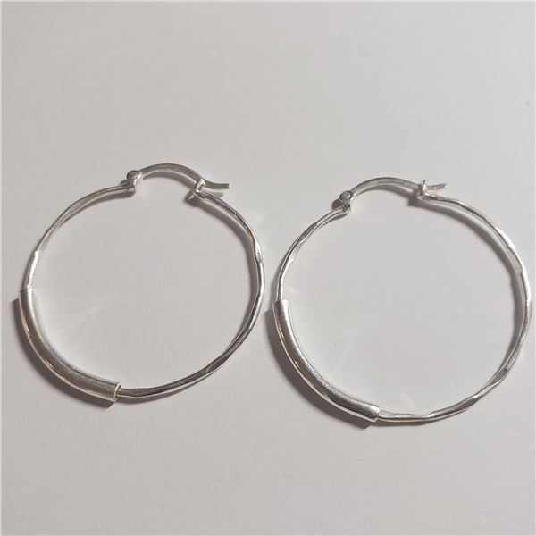 SILVER  EARRINGS (WEIGHT 3.11G)