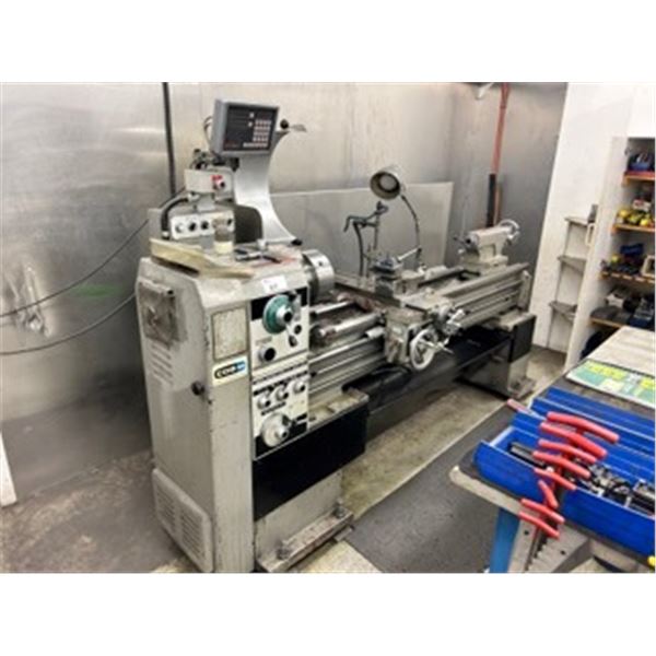 *YAMAZAKI INDUSTRIAL LATHE WITH SINO SDS2-2L DIGITAL DISPLAY, LIGHT ATTACHMENT, AND 10  CHUCK HEAD