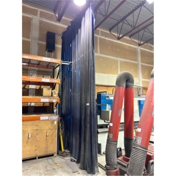 *EXTRA LARGE 2 PANEL BLUE INDUSTRIAL WELDING SCREEN APPROXIMATE SIZE 20' X 50'