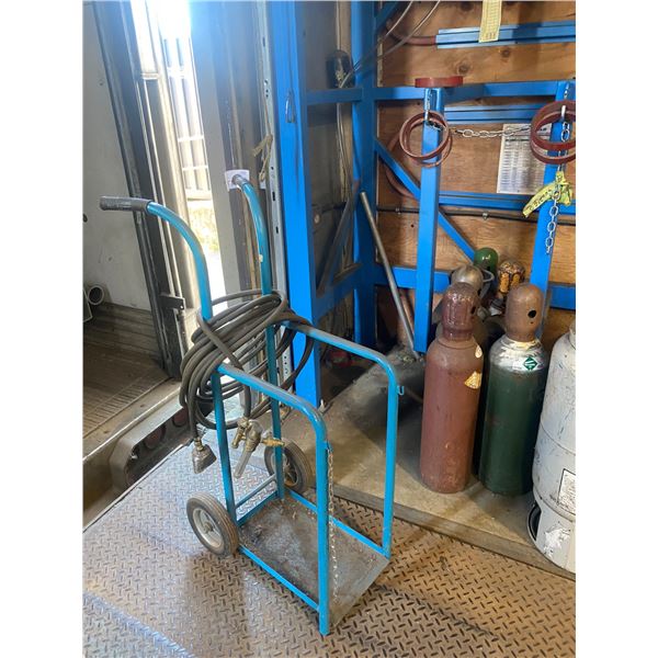 BLUE METAL MOBILE SINGLE BOTTLE CART WITH 6 ASSORTED COMPRESS GAS BOTTLES