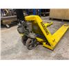 Image 3 : YELLOW 5500 LBS CAPACITY  INDUSTRIAL PALLET JACK