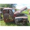 Image 2 : 1951 Ford Cab, Motor, and Original Box Converted to Utility 