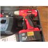 Image 2 : Craftsman 19.2 V Drill , Flashlight , Charger , 1 Battery , Case 