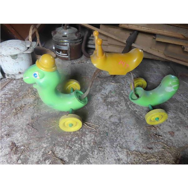 Vintage Inch Worm Ride On Toy