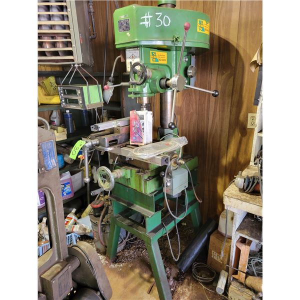 ADVANCE Drilling & Milling machine, Type LC-30A c/w Mitutoyo Readout, Auto Feed, Vise & Tooling. (No