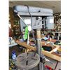 Image 2 : Chicago power Drill press, Model DP515, 1/2" chuck, SN.91005 on roller stand and 3-drawers