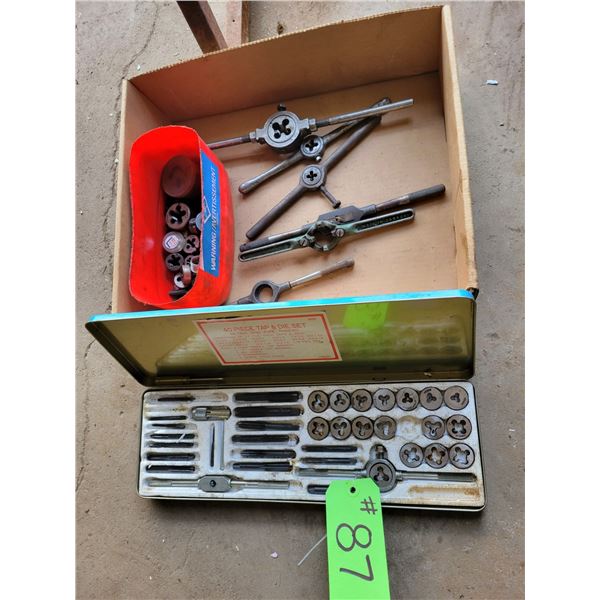 40 pc Tap & Die set, Metric & qty of assort. Tap and dies in box