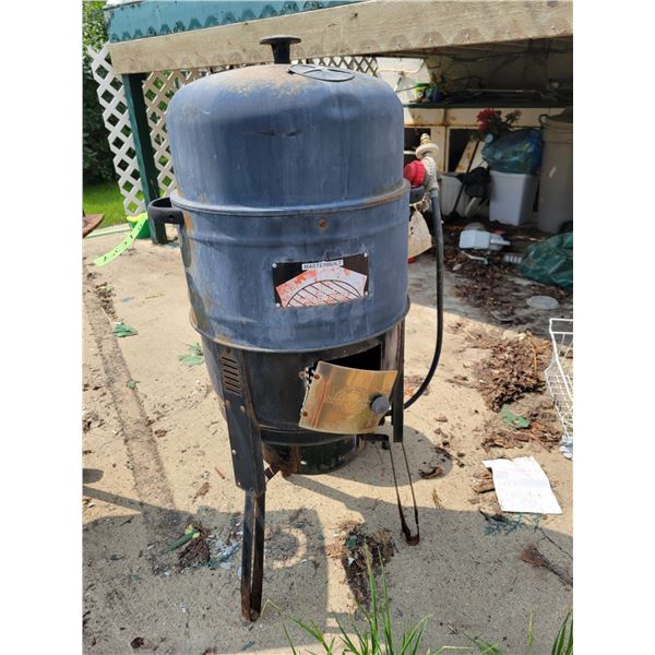 Master built smoke cooker, approx. 16" dia.