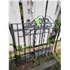 Image 1 : 39" rod iron gate