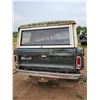 Image 3 : 1975/1976 Ford Bronco, 84,000 orig. miles, 302 V8 Auto, Tow bar, winch, blade, snowblade, sun roof,