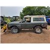 Image 7 : 1975/1976 Ford Bronco, 84,000 orig. miles, 302 V8 Auto, Tow bar, winch, blade, snowblade, sun roof,