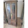 Image 1 : Gun Cabinet, Approx. 28 1/2" x 13" x 71" H c/w keys (Buyer responsible to load out)
