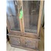 Image 3 : Gun Cabinet, Approx. 28 1/2" x 13" x 71" H c/w keys (Buyer responsible to load out)