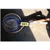 Image 1 : 5 badminton rackets